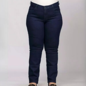 Calça Jeans Básica Plus Size com Cós na Cintura e Elastano Shiro´s